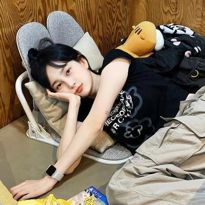 透视画男孩与全景画女孩